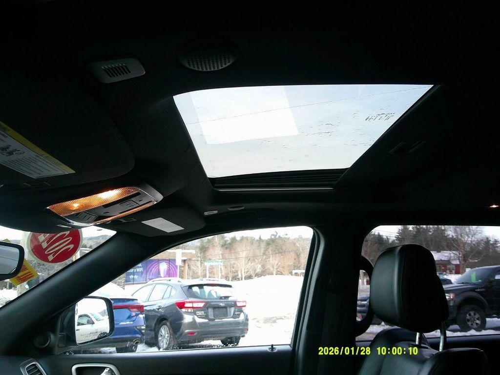 used 2022 Jeep Grand Cherokee car, priced at $17,900