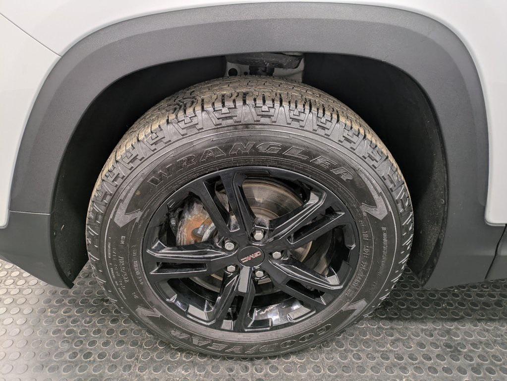 used 2023 GMC Terrain car, priced at $25,418