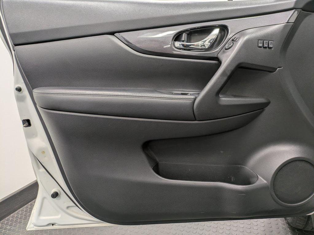 used 2018 Nissan Rogue car, priced at $14,672