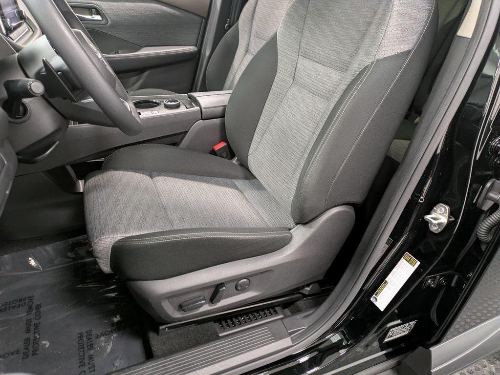 used 2023 Nissan Rogue car, priced at $21,626