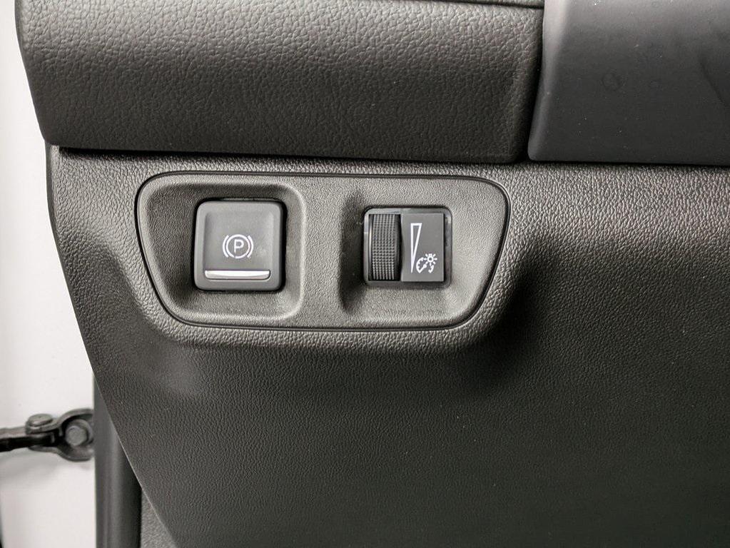 used 2023 GMC Acadia car, priced at $25,646