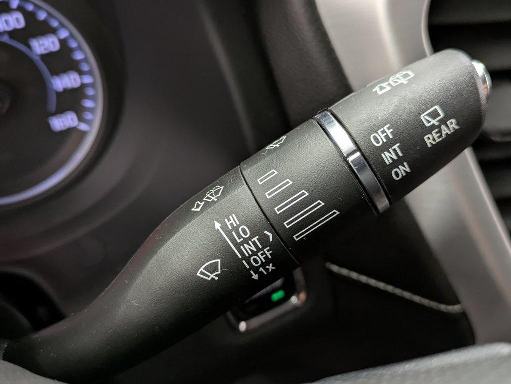 used 2023 GMC Acadia car, priced at $25,646