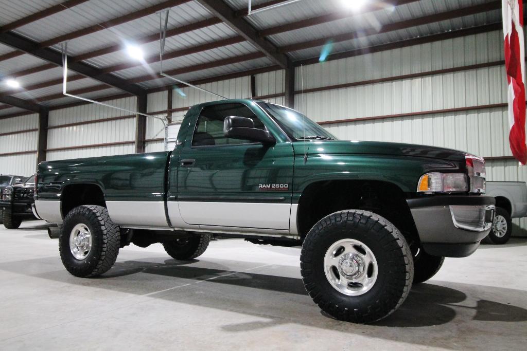 used 2002 Dodge Ram 2500 car, priced at $29,999