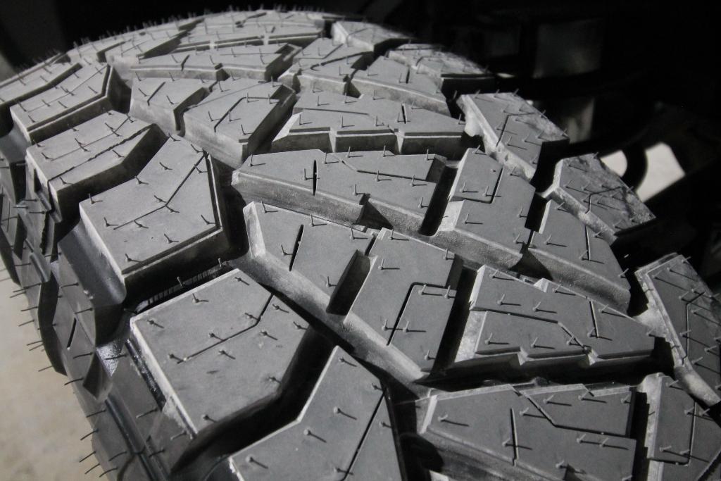 used 2002 Dodge Ram 2500 car, priced at $29,999