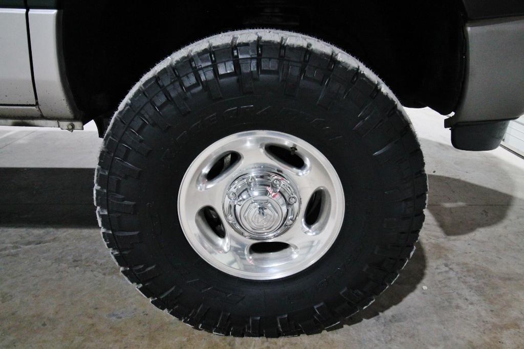 used 2002 Dodge Ram 2500 car, priced at $29,999