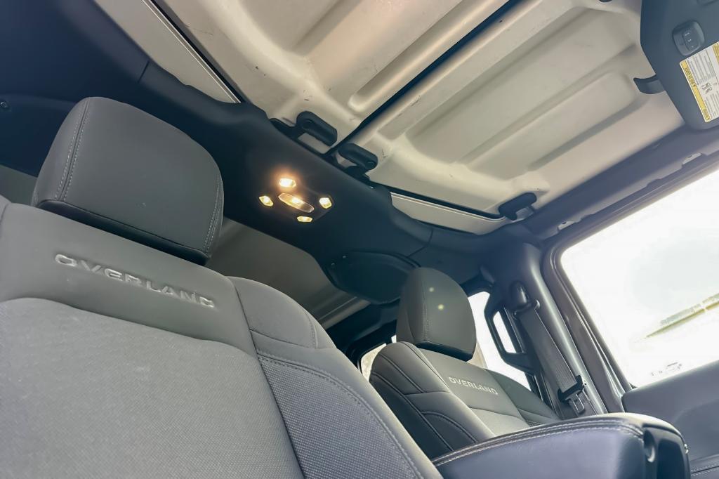 used 2023 Jeep Gladiator car, priced at $30,555