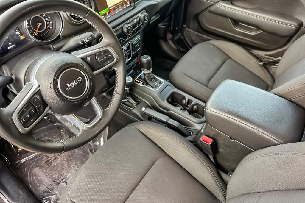 used 2023 Jeep Gladiator car, priced at $30,555