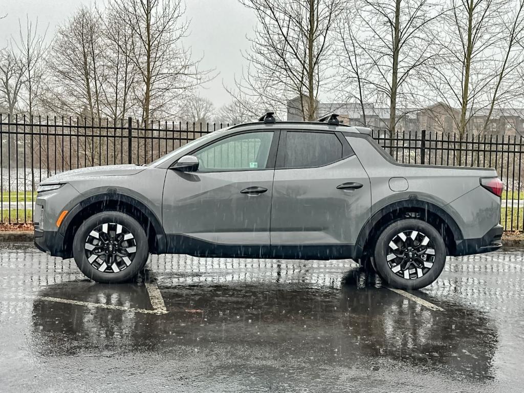 used 2025 Hyundai SANTA CRUZ car, priced at $29,995