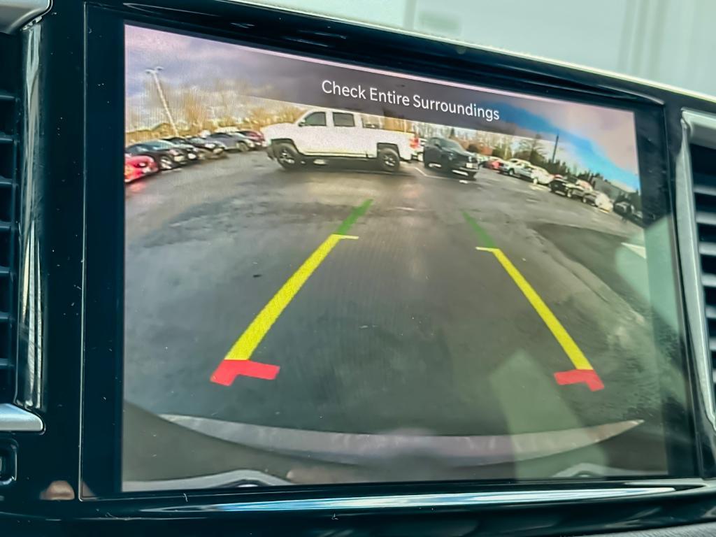 used 2023 Chrysler Pacifica car, priced at $23,150