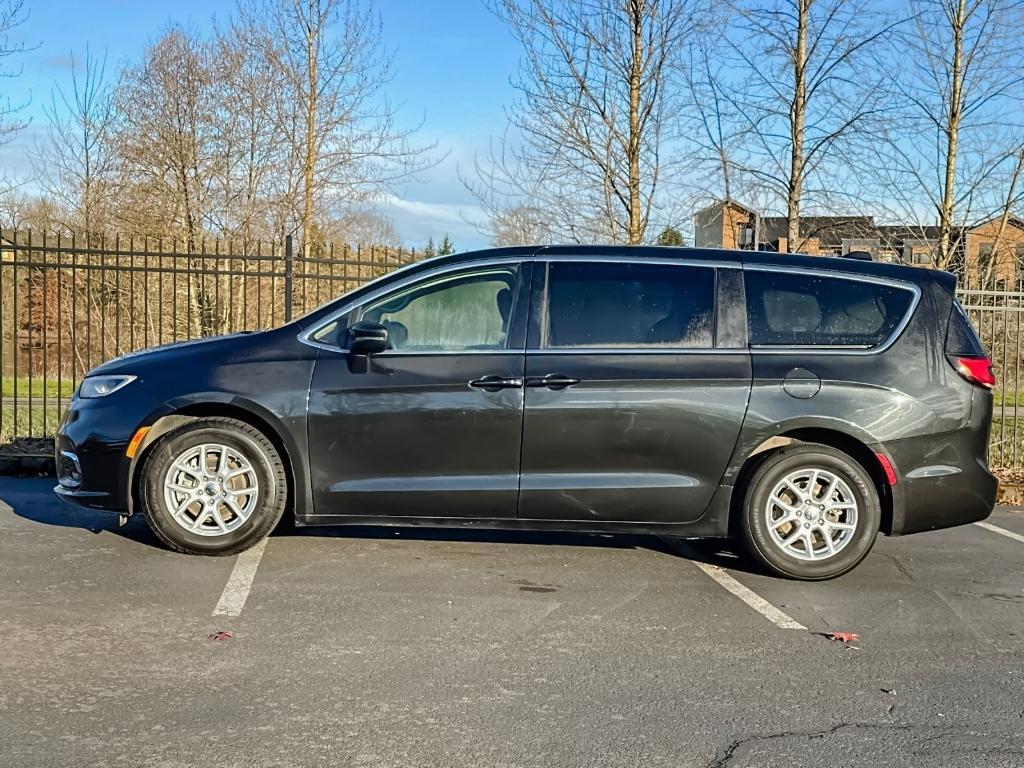 used 2023 Chrysler Pacifica car, priced at $23,695