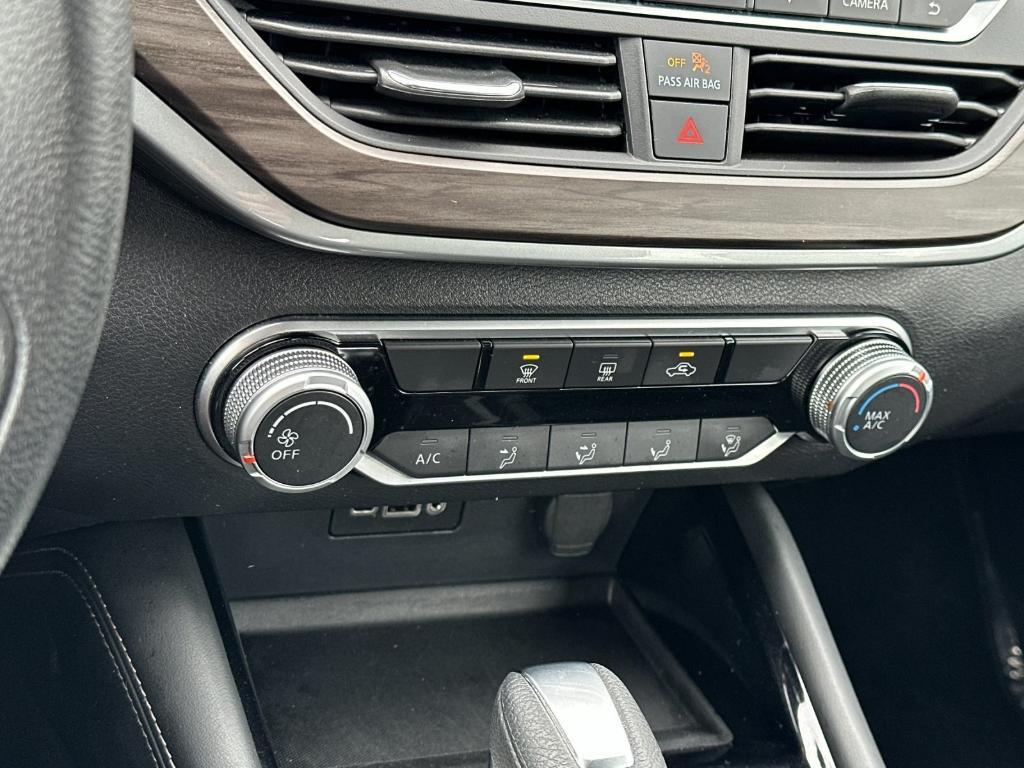 used 2023 Nissan Altima car, priced at $21,466