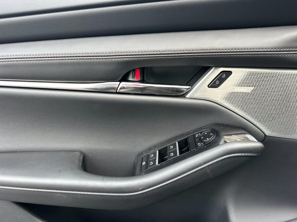 new 2026 Mazda Mazda3 car, priced at $30,685