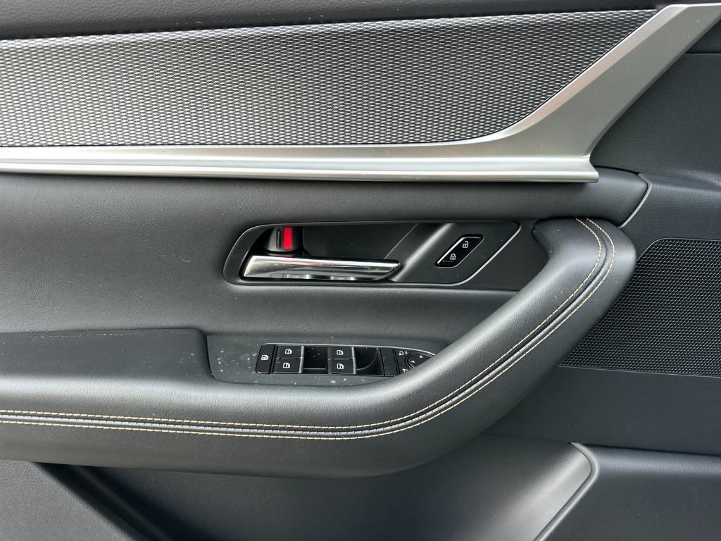 new 2026 Mazda CX-70 car, priced at $46,351