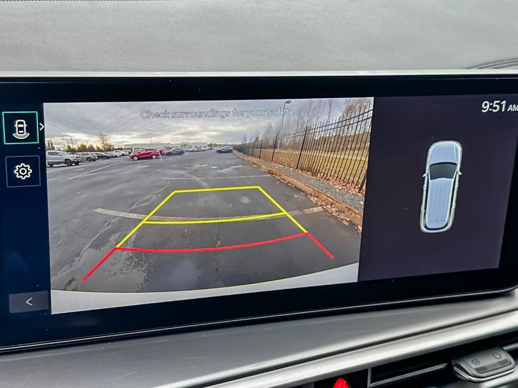 used 2024 Kia Sorento car, priced at $24,548