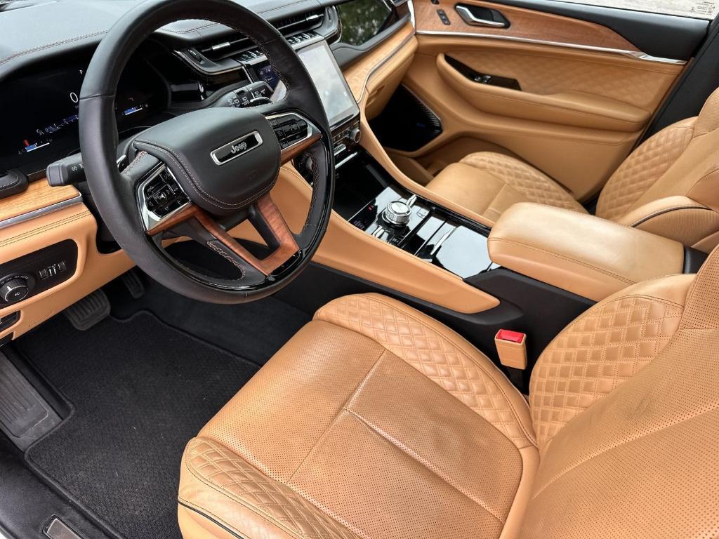 used 2023 Jeep Grand Cherokee L car, priced at $44,401