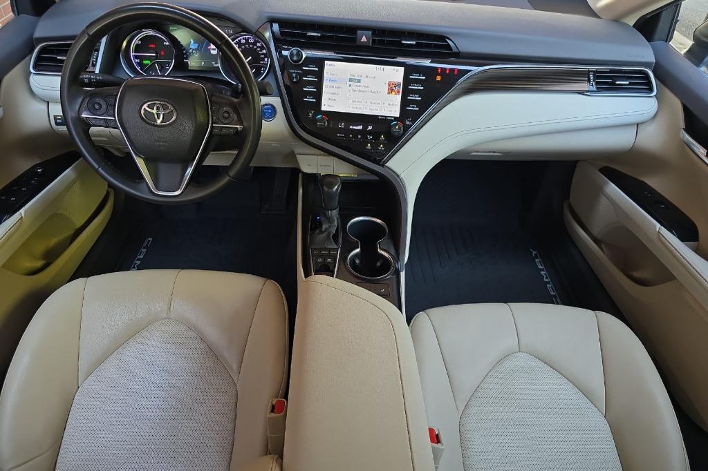 used 2020 Toyota Camry Hybrid car, priced at $25,895