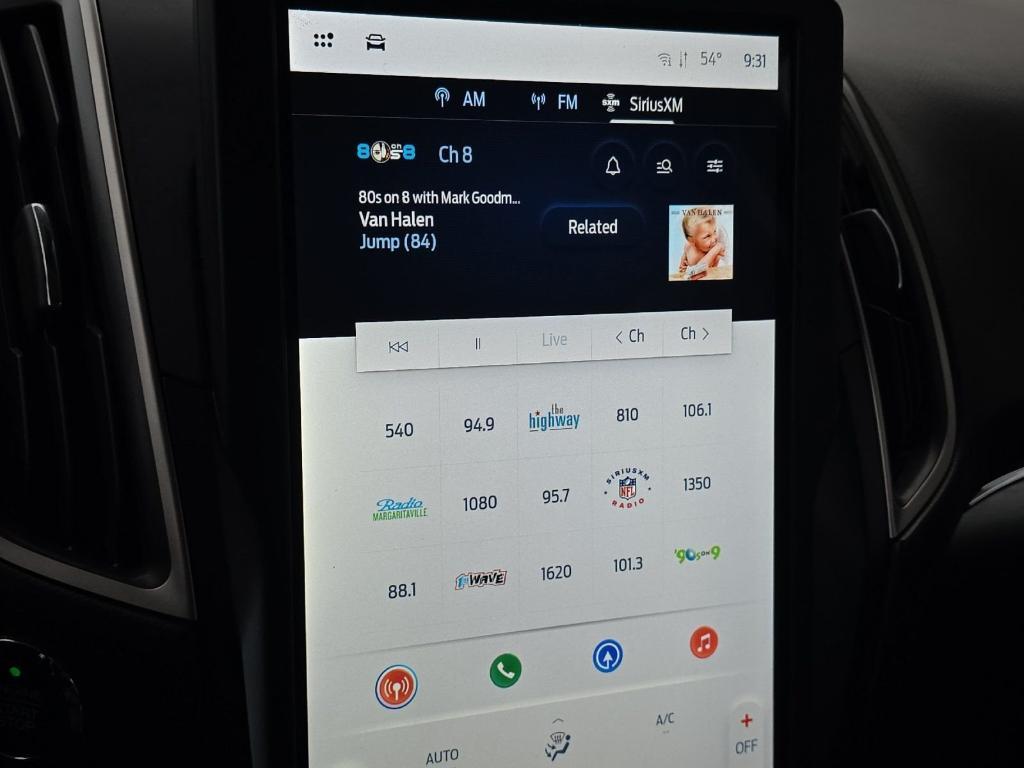 used 2022 Ford Edge car, priced at $22,895