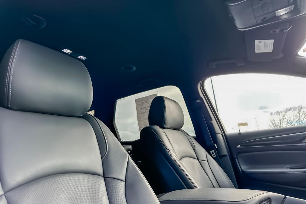 used 2024 Buick Enclave car, priced at $30,956