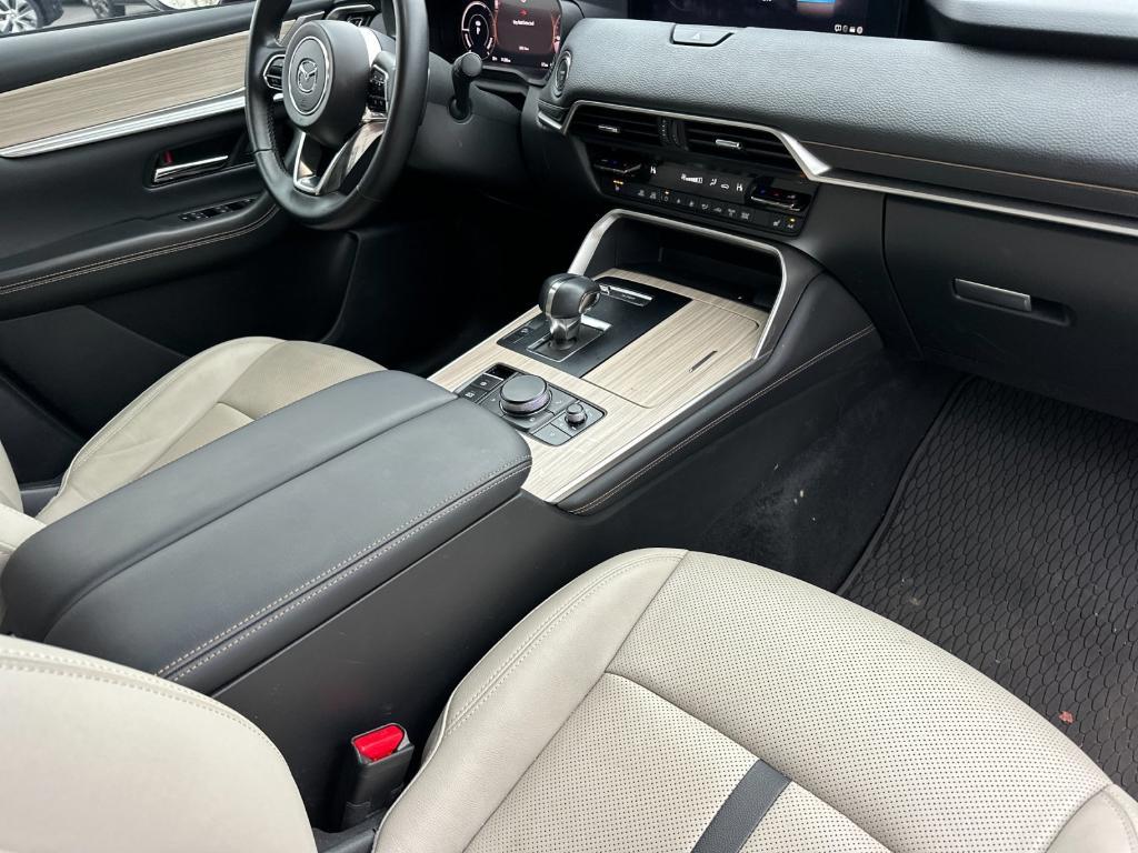 used 2025 Mazda CX-90 car, priced at $39,995