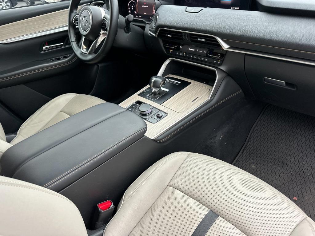 used 2025 Mazda CX-90 car, priced at $39,895
