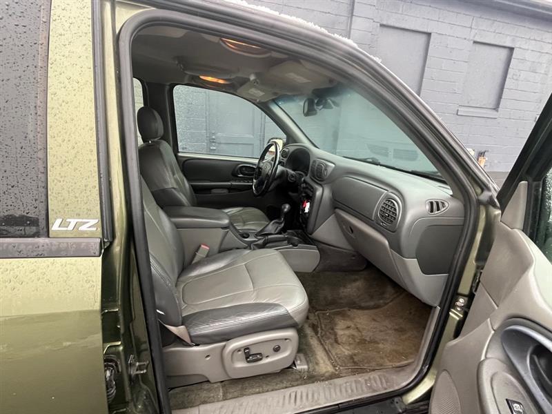 used 2002 Chevrolet TrailBlazer car, priced at $2,995