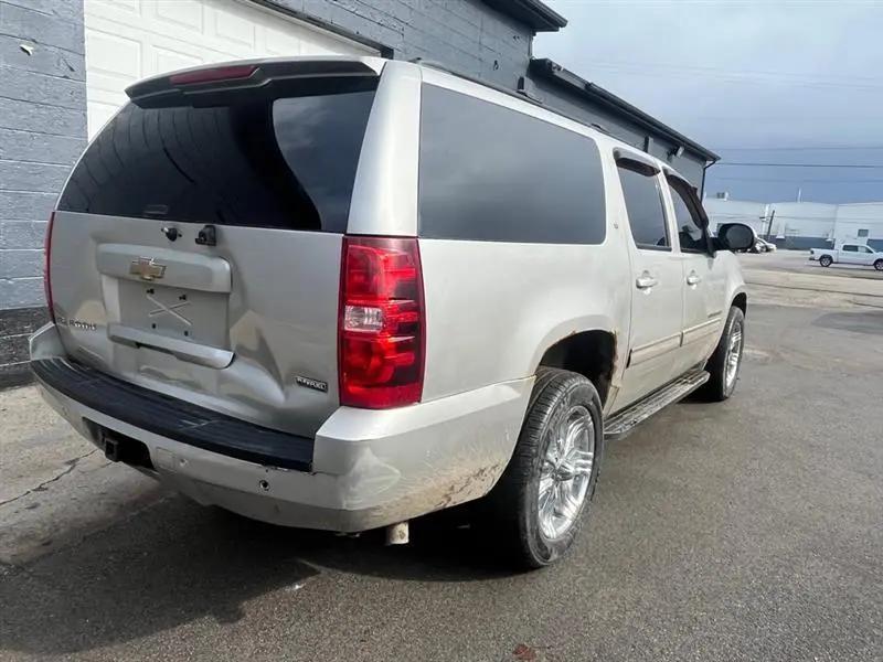 used 2009 Chevrolet Suburban car, priced at $6,995