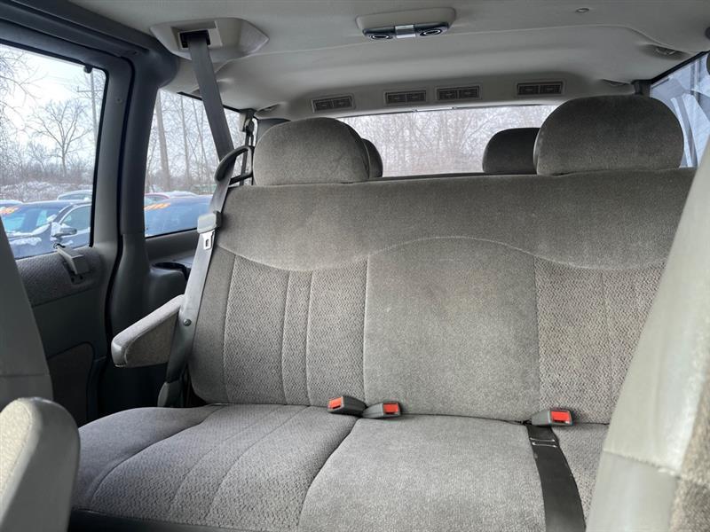 used 2003 GMC Safari car, priced at $5,495