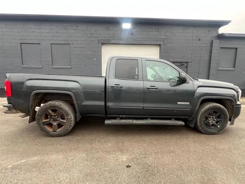 used 2018 GMC Sierra 1500 car, priced at $19,995
