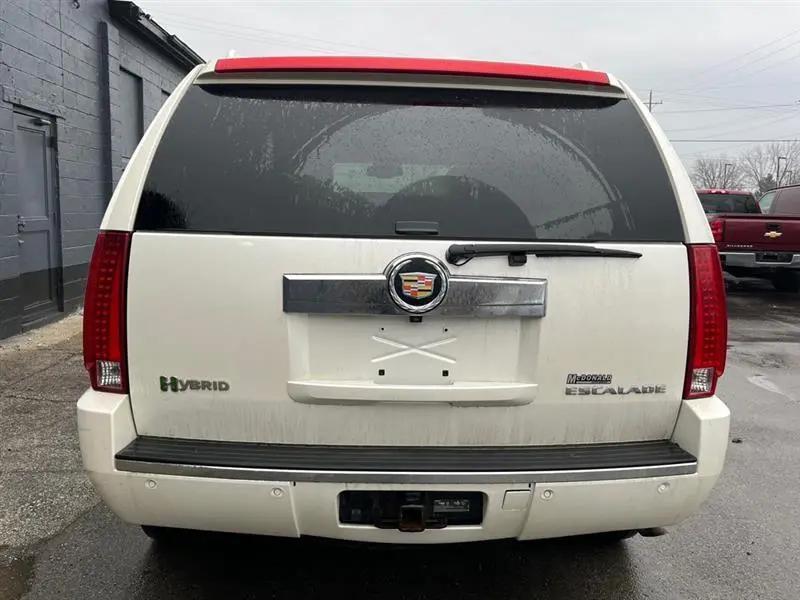 used 2013 Cadillac Escalade Hybrid car, priced at $9,995