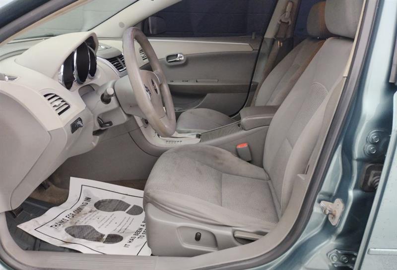 used 2009 Chevrolet Malibu car, priced at $3,495