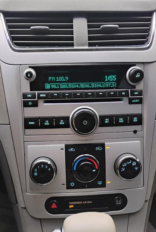 used 2009 Chevrolet Malibu car, priced at $3,495