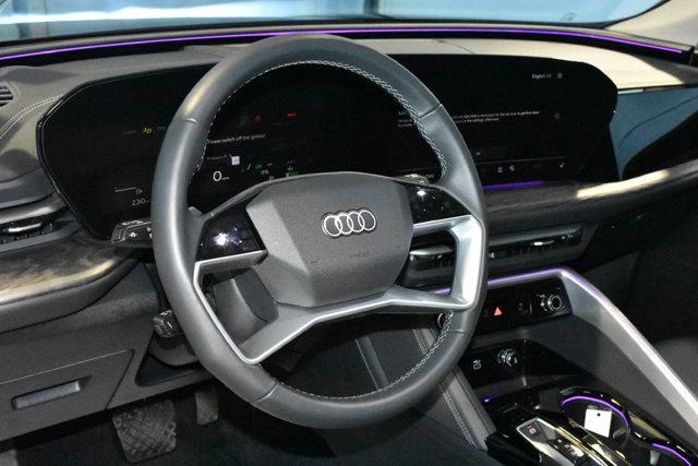 Audi Q5 view 2