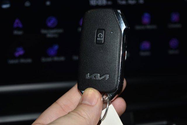 used 2025 Kia Seltos car, priced at $24,940