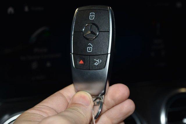 used 2022 Mercedes-Benz GLC 300 car, priced at $30,795