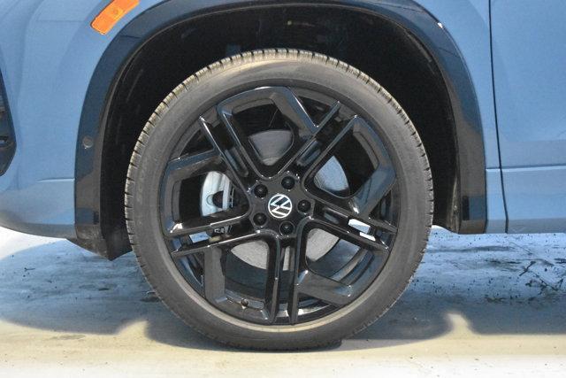 new 2026 Volkswagen Tiguan car, priced at $40,186