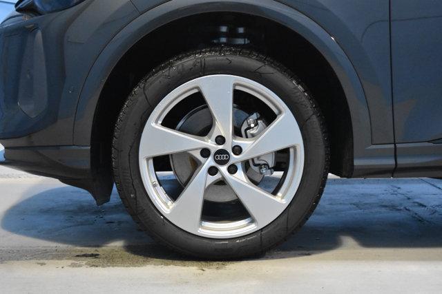 new 2025 Audi Q5 car, priced at $61,300