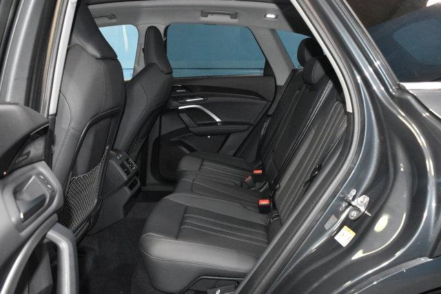 new 2025 Audi Q5 car, priced at $61,300