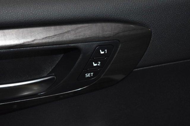 used 2023 Toyota Highlander Hybrid car, priced at $45,495