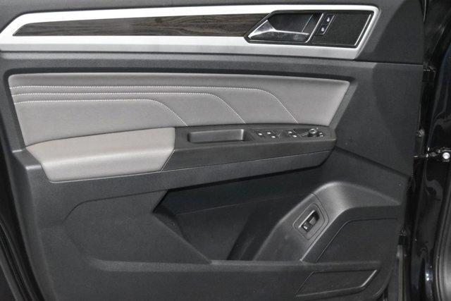 used 2023 Volkswagen Atlas car, priced at $31,995