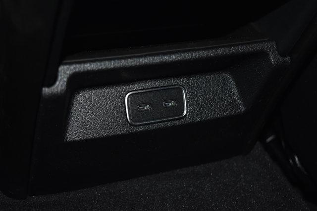 new 2026 Mercedes-Benz GLE 450 car, priced at $94,745