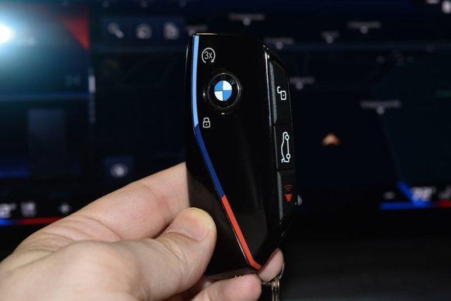 used 2025 BMW X7 car, priced at $100,840