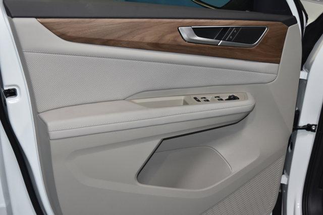 new 2026 Volkswagen Atlas car, priced at $44,689