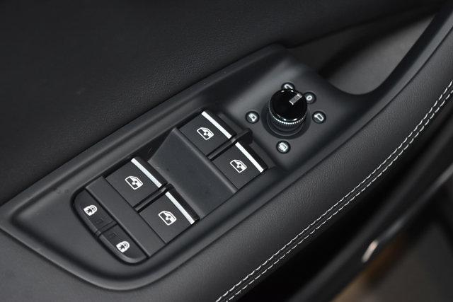 new 2026 Audi Q7 car, priced at $75,079