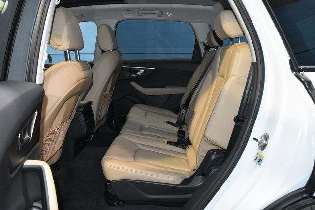 new 2026 Audi Q7 car, priced at $64,635
