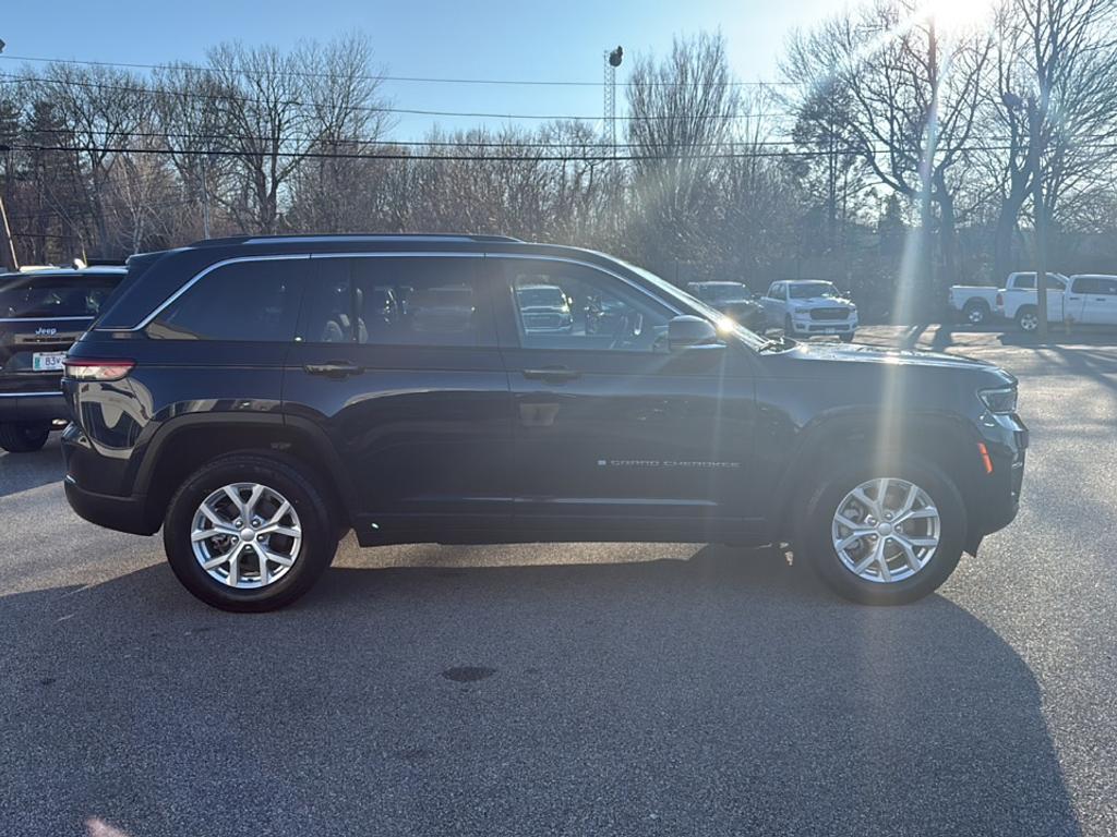 used 2023 Jeep Grand Cherokee car, priced at $33,988