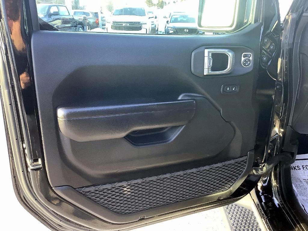 used 2021 Jeep Wrangler Unlimited car, priced at $29,988