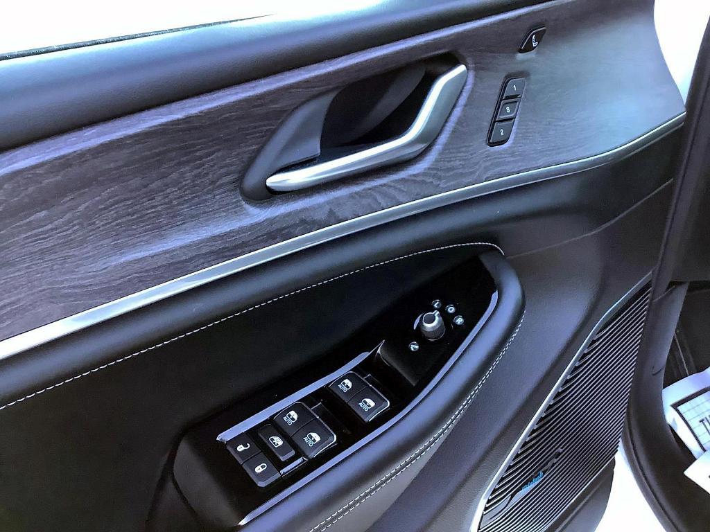 used 2022 Jeep Grand Cherokee L car, priced at $35,988