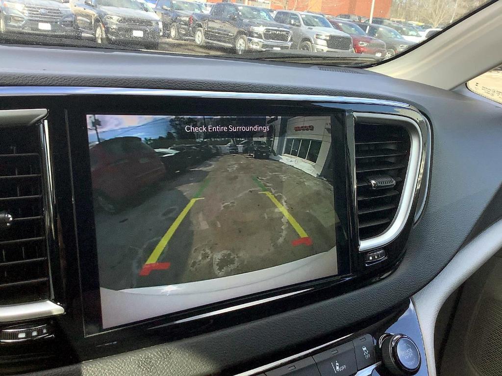 used 2024 Chrysler Pacifica car, priced at $30,988