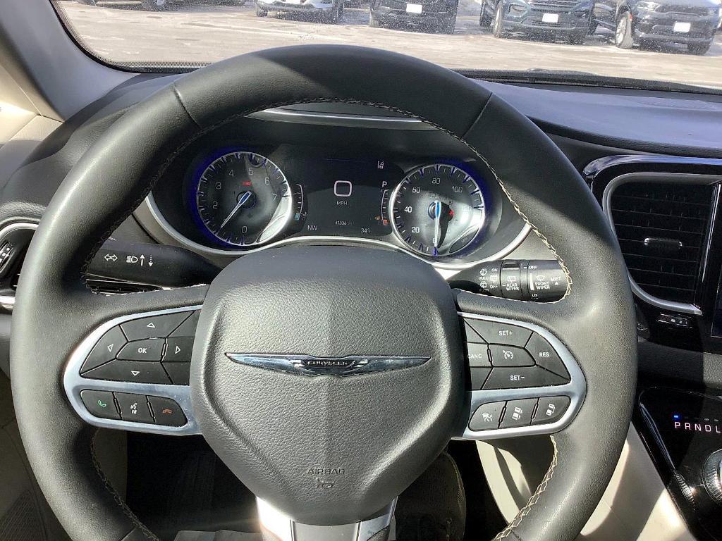 used 2024 Chrysler Pacifica car, priced at $30,988