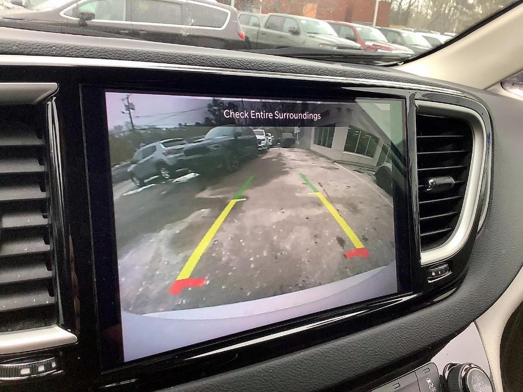 used 2024 Chrysler Pacifica car, priced at $30,900